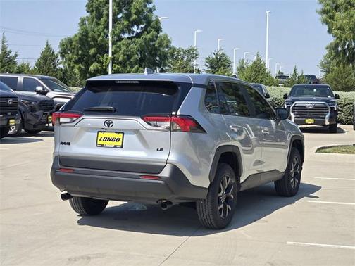 2025 Toyota RAV4 LE
