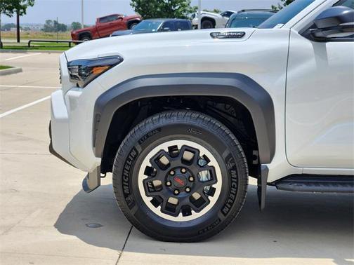 2025 Toyota 4Runner TRD Off Road
