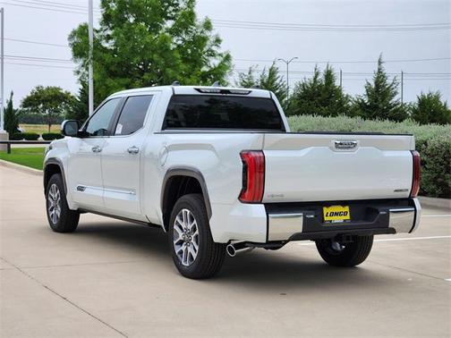 2025 Toyota Tundra Hybrid 1794 Edition