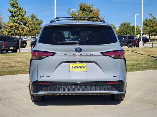 2025 Toyota Sienna XSE 7 Passenger
