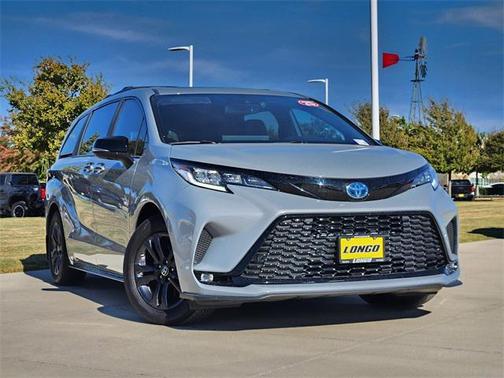 2025 Toyota Sienna XSE 7 Passenger