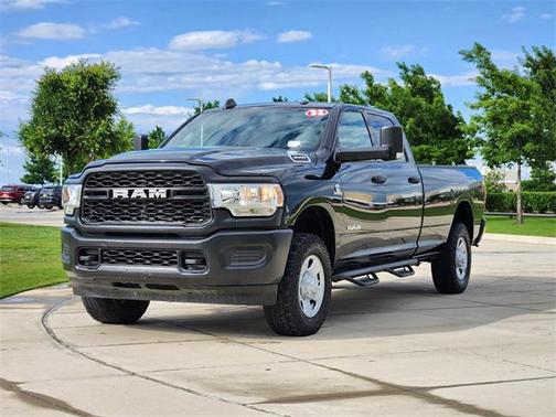 2022 RAM 3500 Tradesman Crew Cab 4x4 8' Box