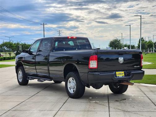 2022 RAM 3500 Tradesman Crew Cab 4x4 8' Box