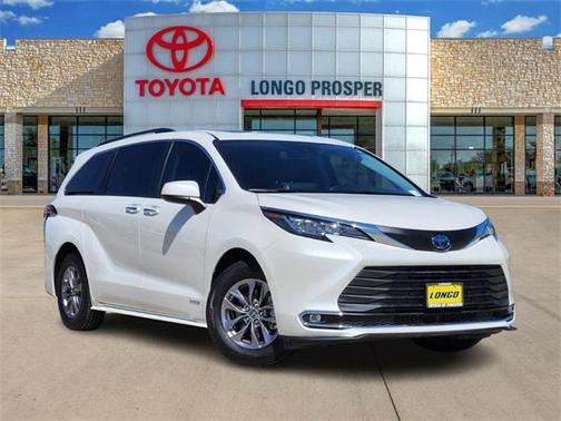 2021 Toyota Sienna XLE 8 Passenger