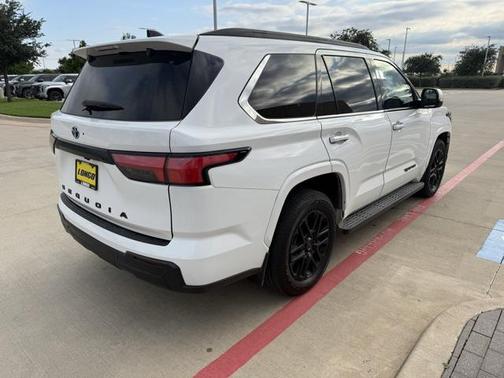 2023 Toyota Sequoia SR5