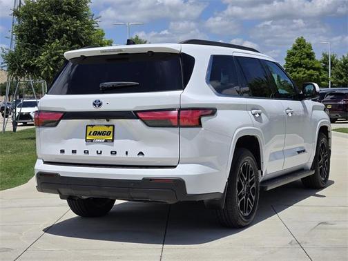 2023 Toyota Sequoia SR5