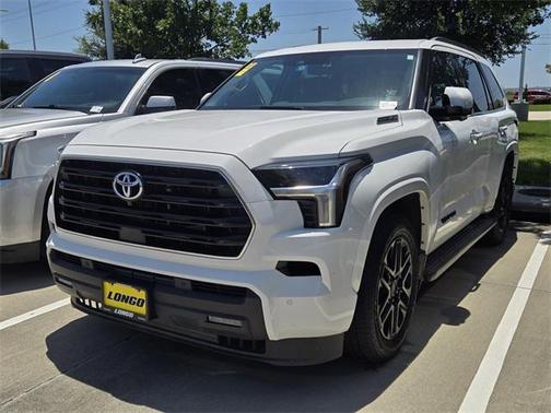 2023 Toyota Sequoia SR5
