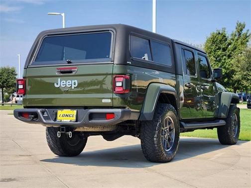 2022 Jeep Gladiator Overland