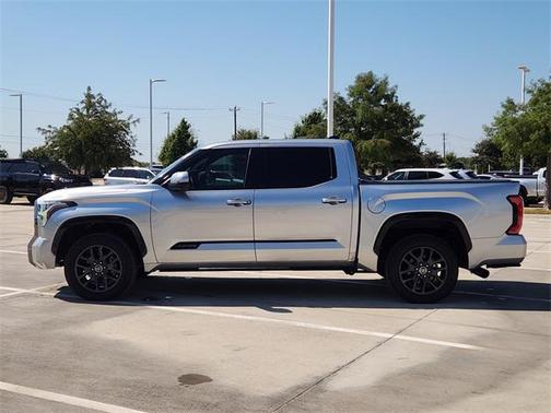 2023 Toyota Tundra Platinum