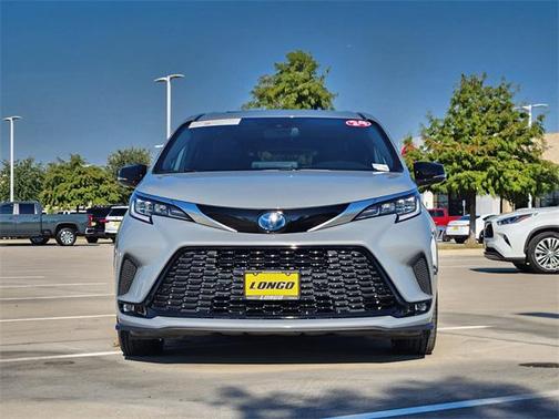 2024 Toyota Sienna XSE 7 Passenger