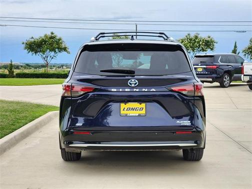 2023 Toyota Sienna Platinum 7 Passenger