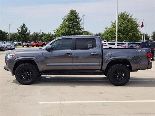2022 Toyota Tacoma SR