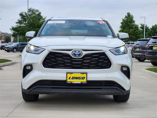2022 Toyota Highlander Hybrid XLE