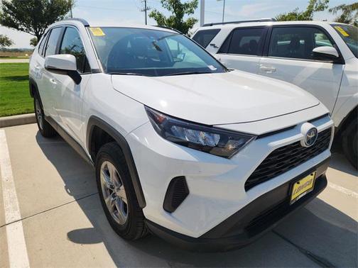 2022 Toyota RAV4 Hybrid LE