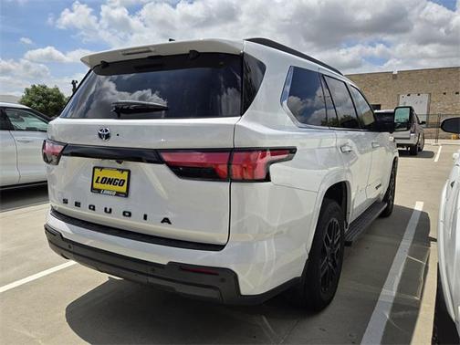 2023 Toyota Sequoia SR5