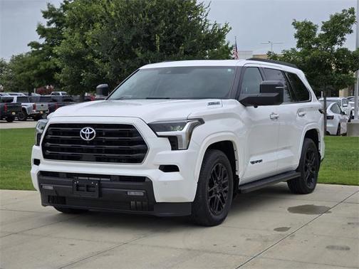 2023 Toyota Sequoia SR5