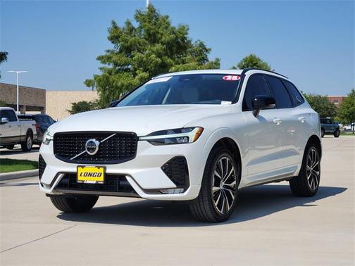 2025 Volvo XC60 B5 Plus