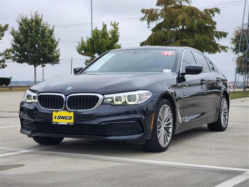 2019 BMW 530 530i