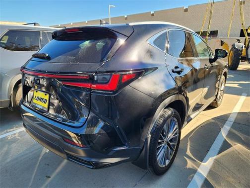 2022 Lexus NX 350h Luxury