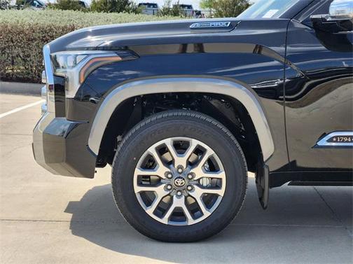 2025 Toyota Tundra Hybrid 1794 Edition