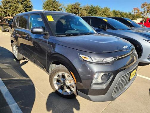 2022 Kia Soul LX