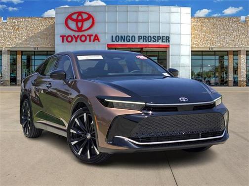2025 Toyota Crown Platinum