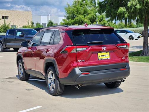2025 Toyota RAV4 Hybrid LE