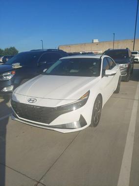 2023 Hyundai ELANTRA HEV Limited