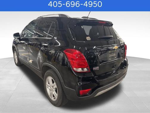 Mosaic Black Metallic 2020 Chevrolet Trax LT