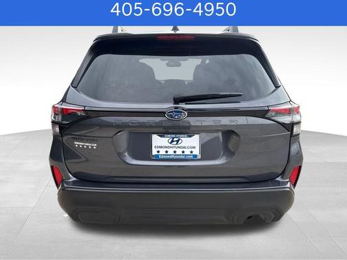 Magnetite Gray Metallic 2025 Subaru Forester Premium