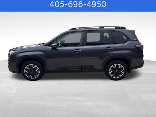 Magnetite Gray Metallic 2025 Subaru Forester Premium