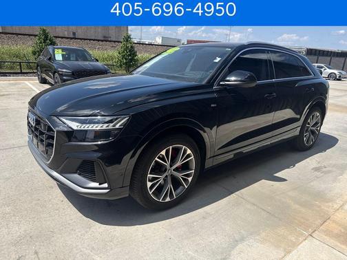 Mythos Black Metallic 2022 Audi Q8 55 Prestige