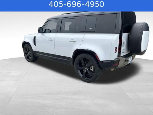 Yulong White 2021 Land Rover Defender 110 X-Dynamic HSE