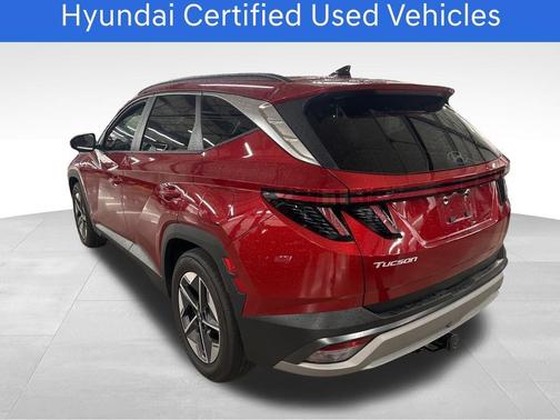 Red 2025 Hyundai TUCSON SEL Convenience