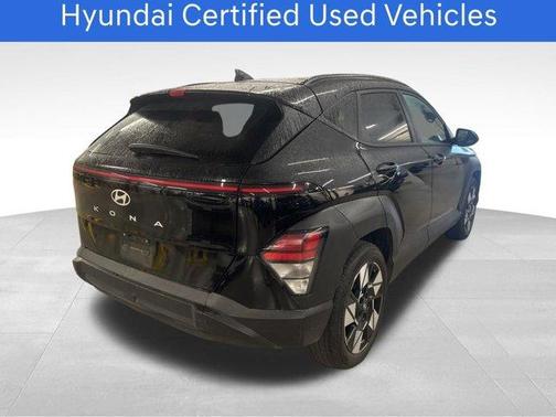 Abyss Black Pearl 2025 Hyundai KONA SEL