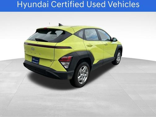 2024 Hyundai KONA SE