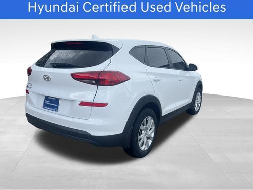 2021 Hyundai TUCSON SE