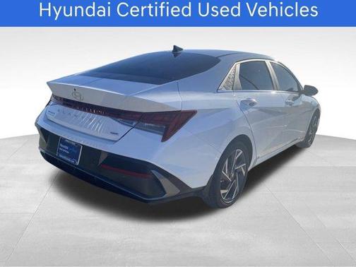 2024 Hyundai ELANTRA HEV Limited