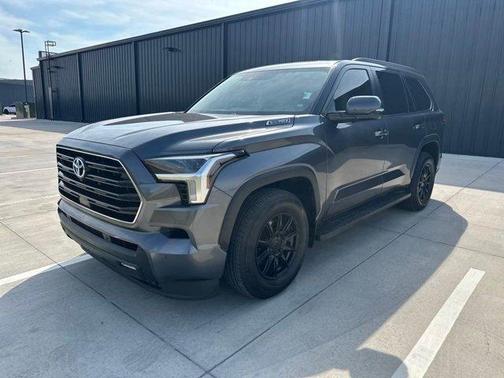 2024 Toyota Sequoia SR5