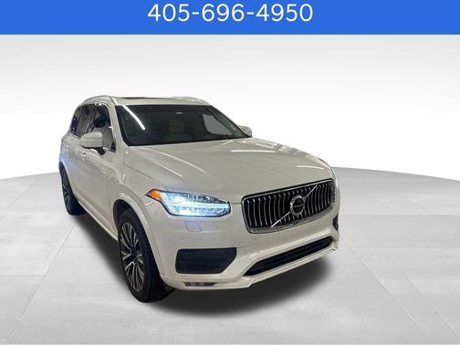 2020 Volvo XC90 T5 Momentum 7 Passenger