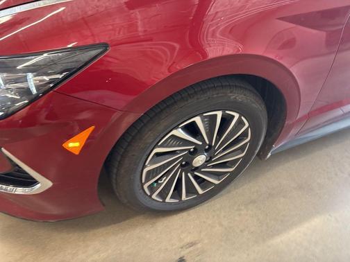 2023 Hyundai SONATA Hybrid SEL