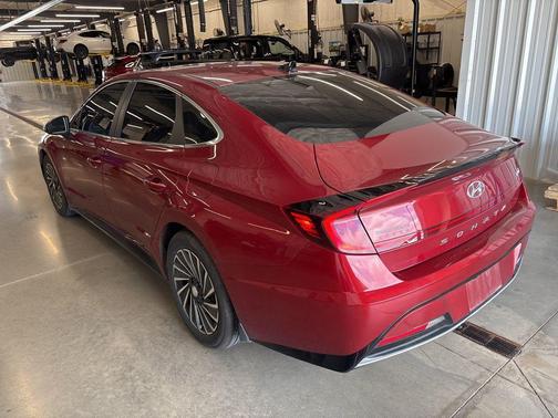 2023 Hyundai SONATA Hybrid SEL