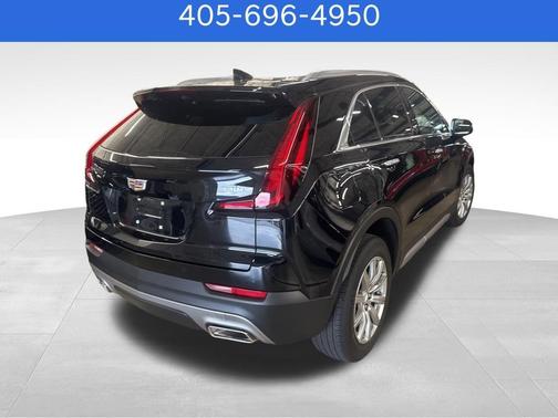 Stellar Black Metallic 2023 Cadillac XT4 Premium Luxury