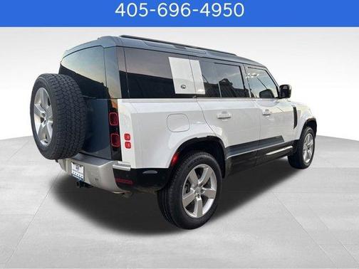 2024 Land Rover Defender P300