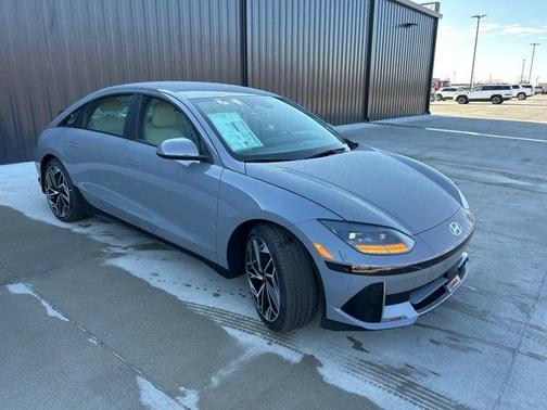 2025 Hyundai IONIQ 6 SEL