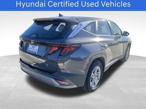 2025 Hyundai TUCSON SE