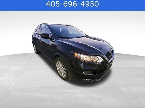 2022 Nissan Rogue Sport SV