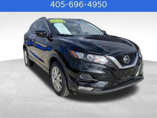 2022 Nissan Rogue Sport SV