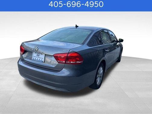 2015 Volkswagen Passat 1.8T Auto Wolfsburg Ed