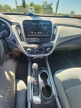 2017 Chevrolet Malibu 1LT